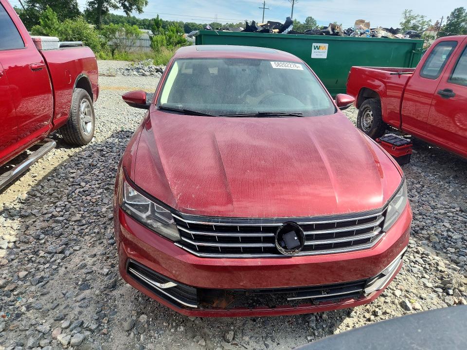 Продажа на аукционе авто 2017 Volkswagen Passat, vin: 1VWBT7A38HC019713, номер лота: 58202276