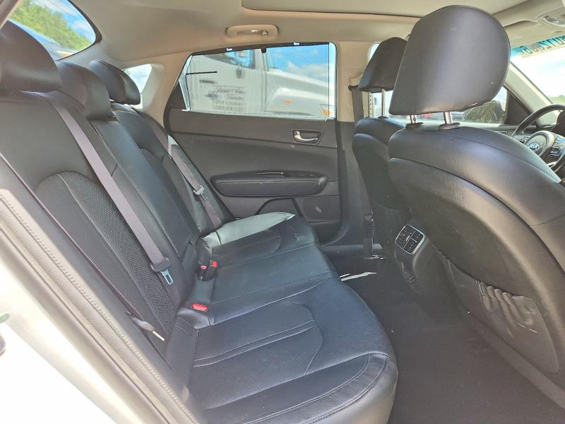 Продажа на аукционе авто 2017 Kia Optima Hybrid, vin: KNAGU4LC2H5007012, номер лота: 58012006