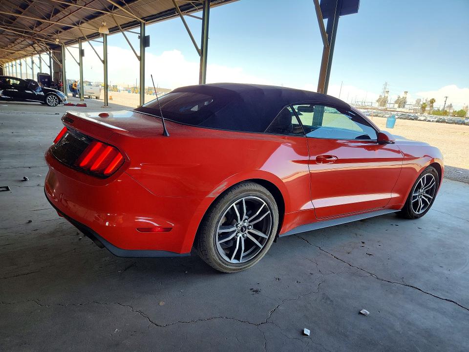 57433036 :رقم المزاد ، 1FATP8UH0G5284627 vin ، 2016 Ford Mustang مزاد بيع