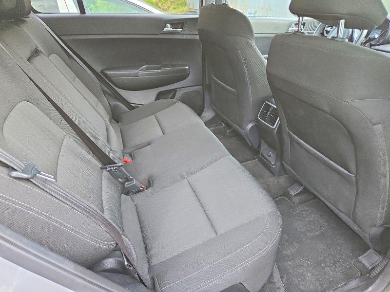 56303396 :رقم المزاد ، KNDPMCAC0H7148391 vin ، 2017 Kia Sportage مزاد بيع