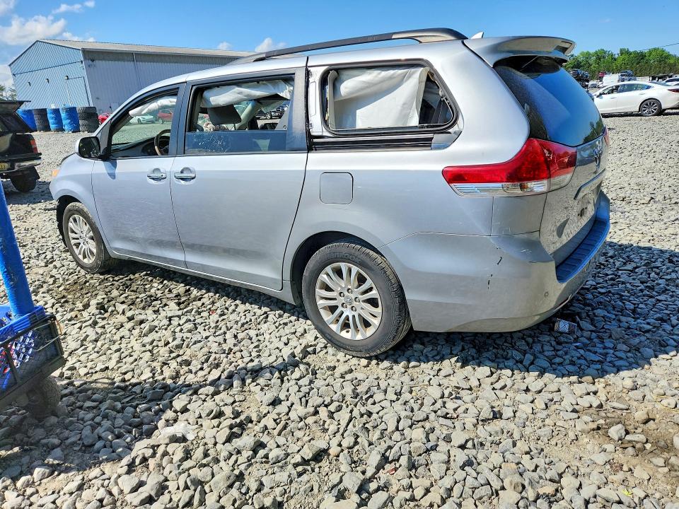 54890996 :رقم المزاد ، 5TDYK3DC8CS190862 vin ، 2012 Toyota Sienna مزاد بيع