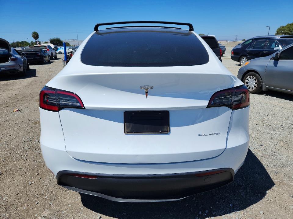 58393476 :رقم المزاد ، 7SAYGDEEXRA268319 vin ، 2024 Tesla Model Y مزاد بيع