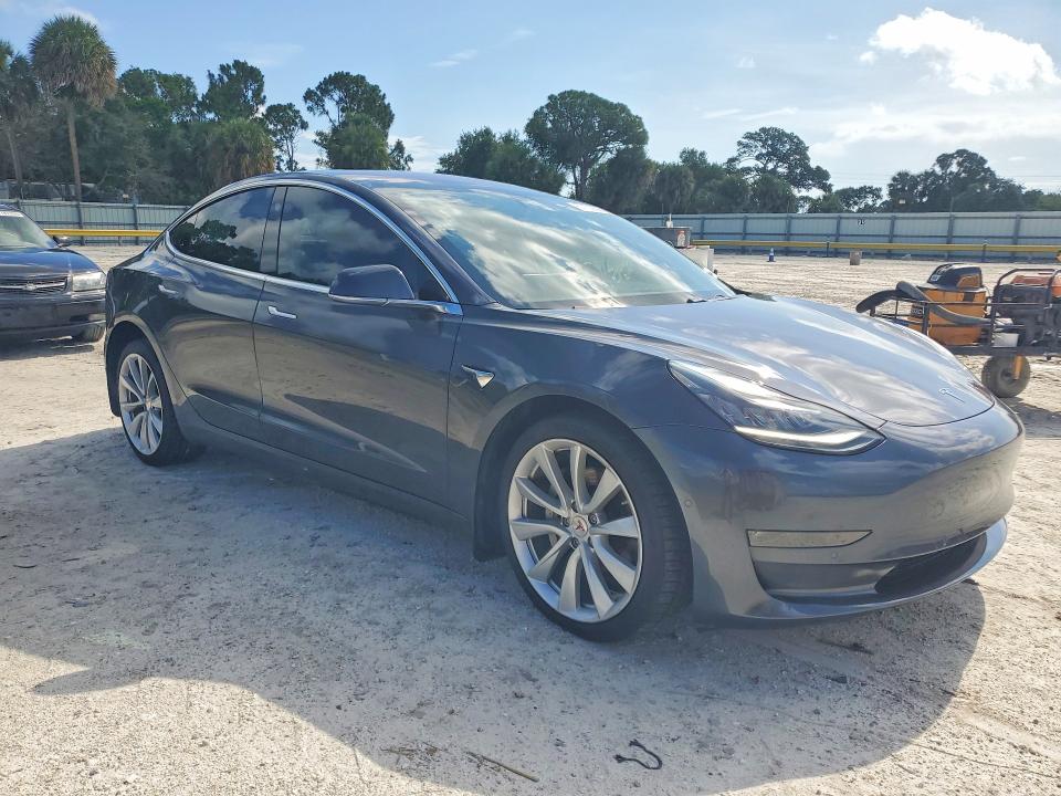Продаж на аукціоні авто 2018 Tesla Model 3, vin: 5YJ3E1EB0JF068803, номер лоту: 57133506