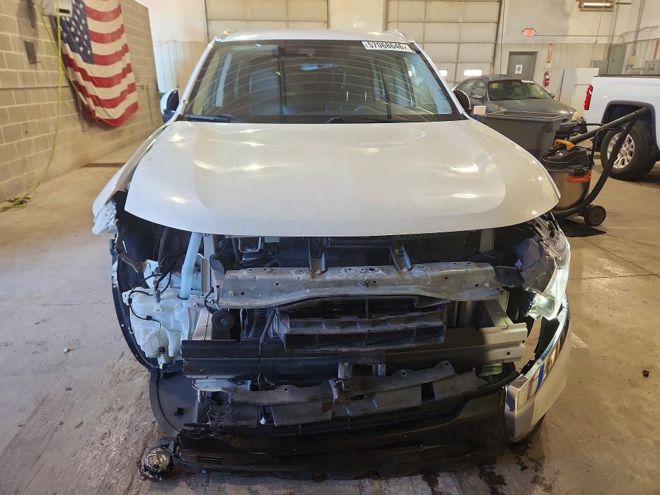 2020 Mitsubishi Outlander მანქანა იყიდება აუქციონზე, vin: JA4AD3A3XLZ030779, აუქციონის ნომერი: 57068646
