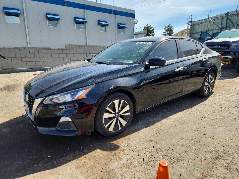 56323096 :رقم المزاد ، 1N4BL4DV9MN403051 vin ، 2021 Nissan Altima مزاد بيع