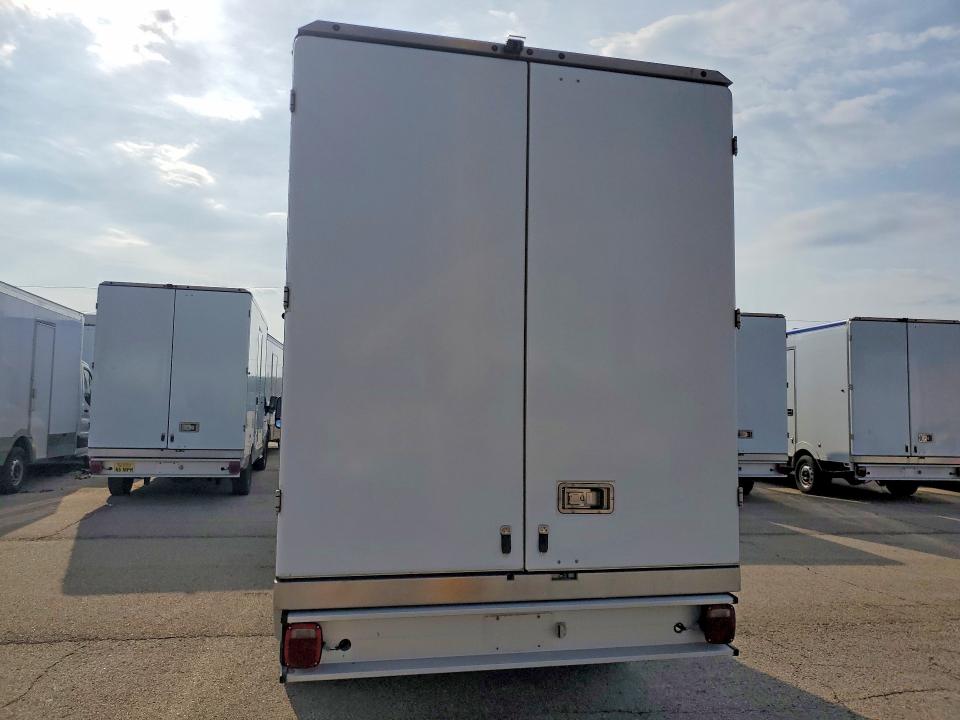 55889176 :رقم المزاد ، 1FDBW5Z86LKA83404 vin ، 2020 Ford Transit مزاد بيع