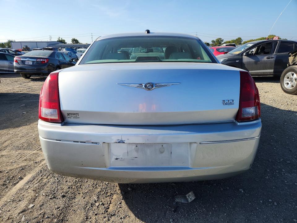 55655346 :رقم المزاد ، 2C3JA53G45H553958 vin ، 2005 Chrysler 300 مزاد بيع