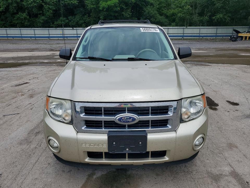 58805776 :رقم المزاد ، 1FMCU0DG9AKD17902 vin ، 2010 Ford Escape مزاد بيع