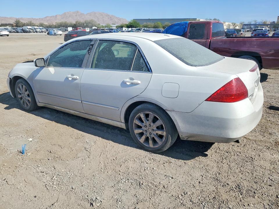 48535076 :رقم المزاد ، 1HGCM66567A017964 vin ، 2007 Honda Accord مزاد بيع