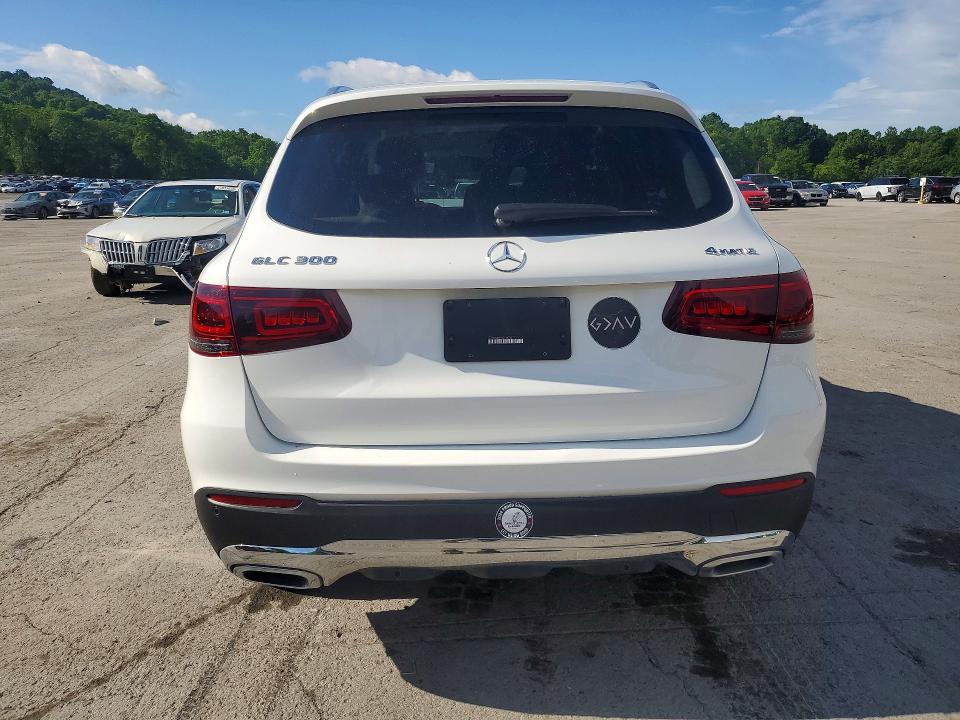 56792016 :رقم المزاد ، W1N0G8EB7NG115741 vin ، 2022 Mercedes-benz Glc مزاد بيع