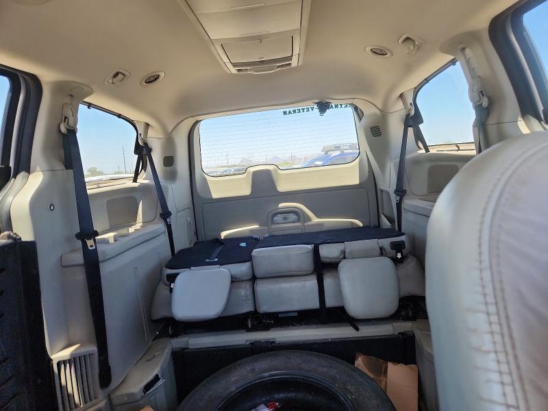 Auction sale of the 2012 Chrysler Town & Country, vin: 2C4RC1CG6CR327221, lot number: 58247916