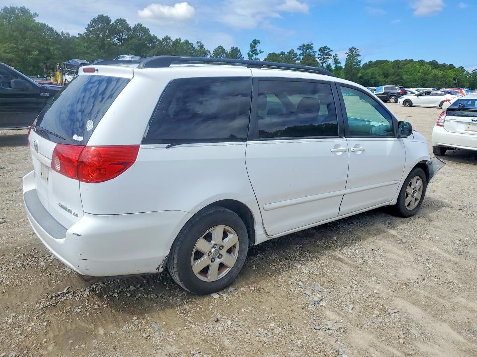 Продажа на аукционе авто 2010 Toyota Sienna, vin: 5TDKK4CC2AS303747, номер лота: 57189836