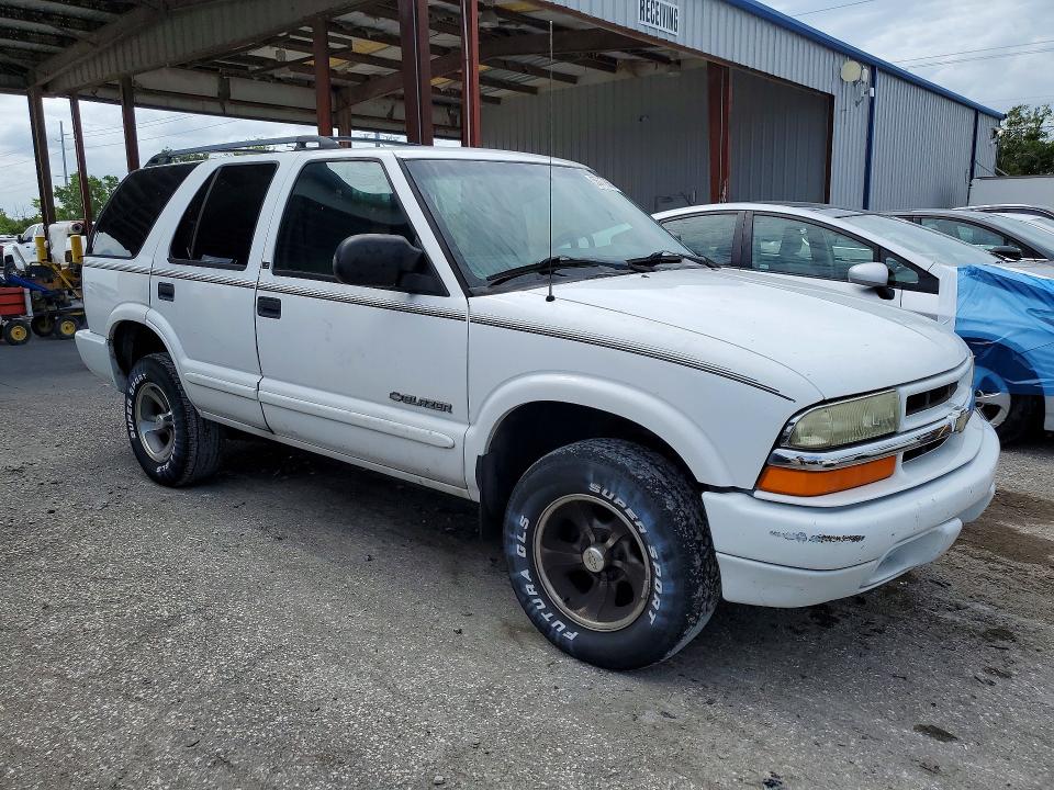 Auction sale of the 2002 Chevrolet Blazer, vin: 1GNCS13W52K141299, lot number: 55773636