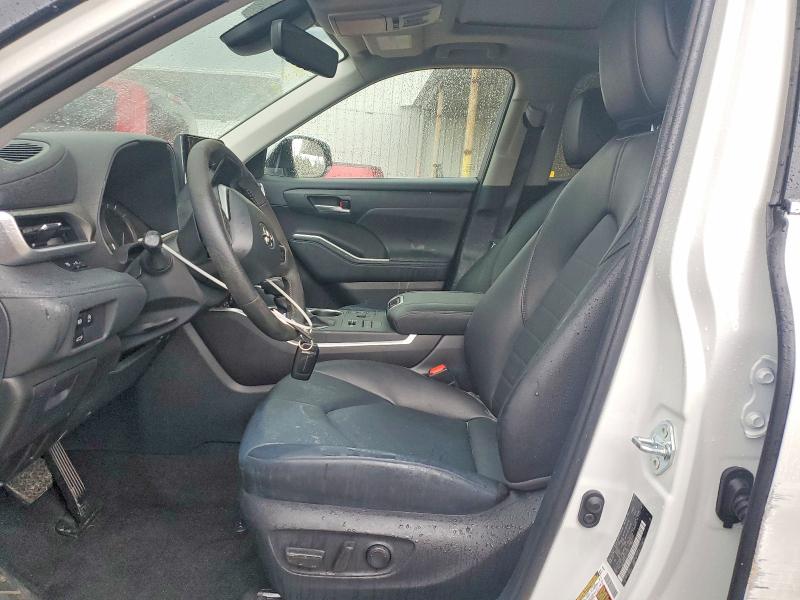 Продаж на аукціоні авто 2026 Toyota Highlander, vin: 5TDKDRBH0TS608493, номер лоту: 57374706