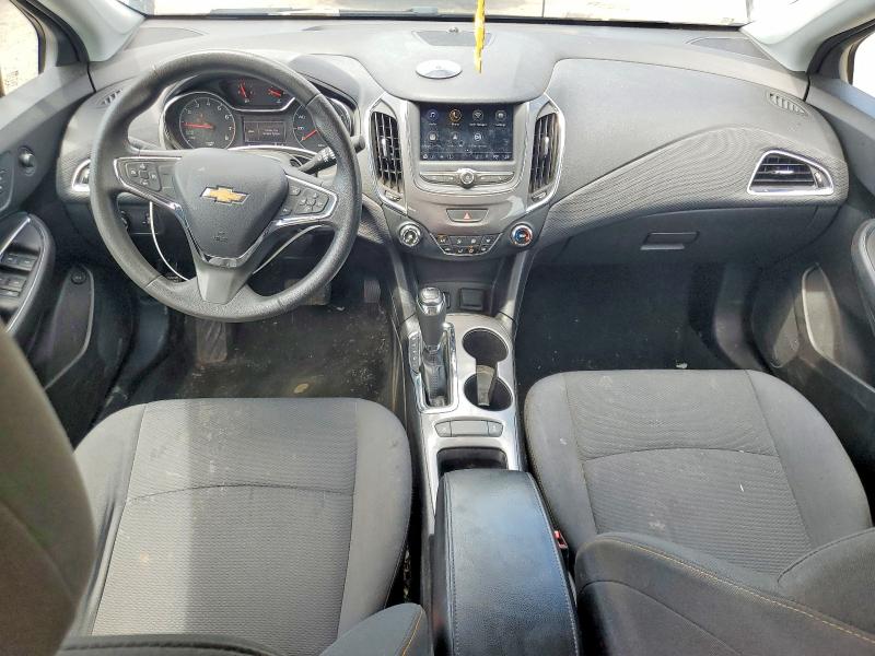 57131456 :رقم المزاد ، 1G1BC5SM6K7110566 vin ، 2019 Chevrolet Cruze مزاد بيع