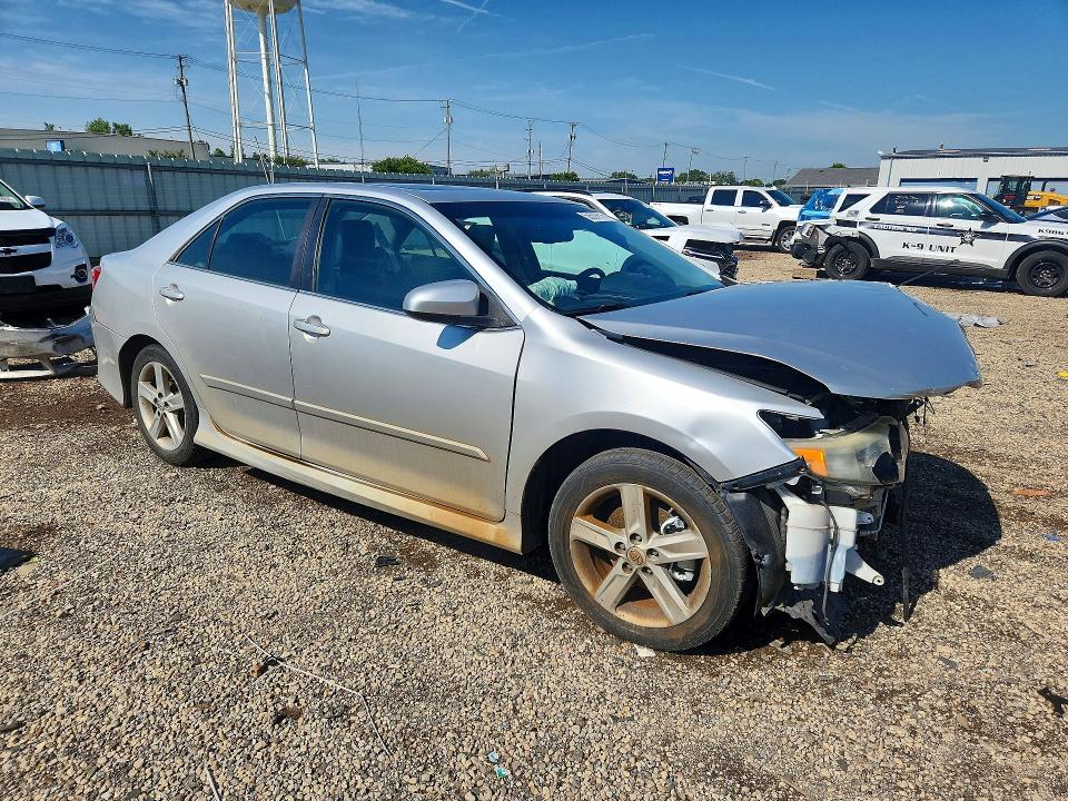 58520616 :رقم المزاد ، 4T1BF1FK0DU716493 vin ، 2013 Toyota Camry مزاد بيع