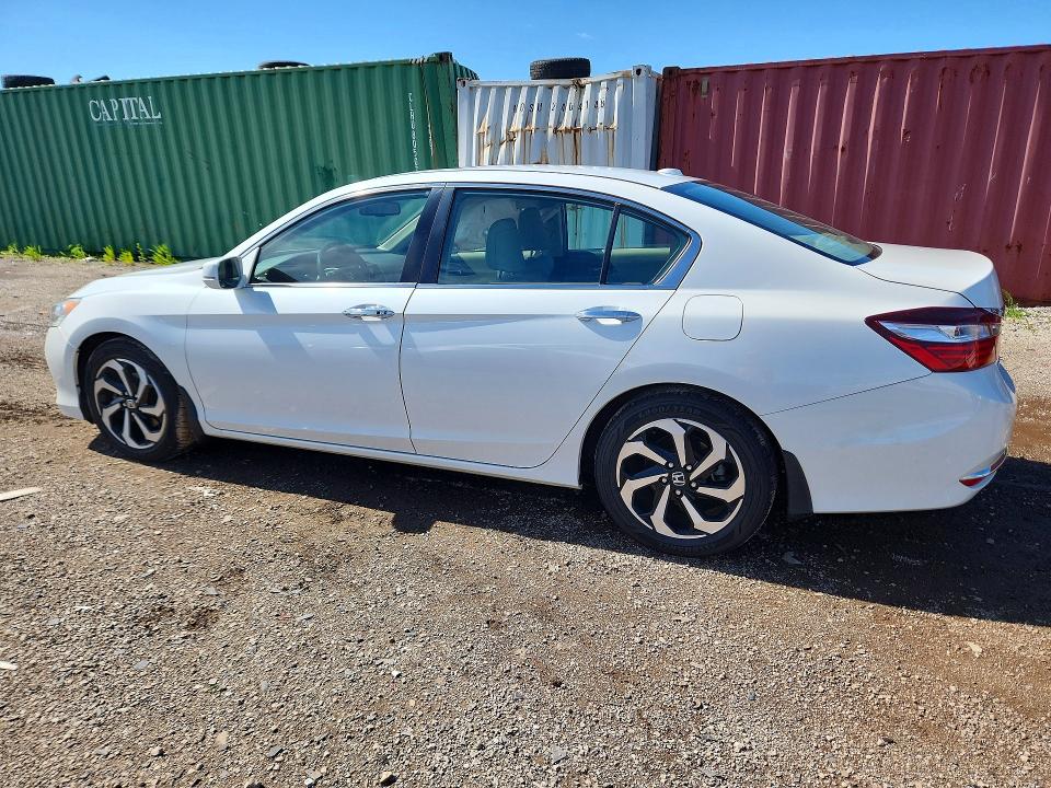 58510746 :رقم المزاد ، 1HGCR2F82HA064222 vin ، 2017 Honda Accord مزاد بيع