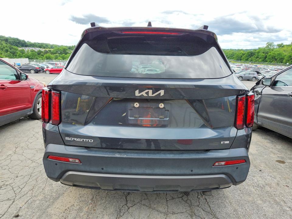 56755546 :رقم المزاد ، 5XYRHDLF0PG165414 vin ، 2023 Kia Sorento مزاد بيع