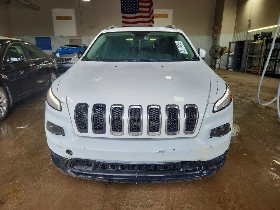 56130566 :رقم المزاد ، 1C4PJMCB8GW153037 vin ، 2016 Jeep Cherokee مزاد بيع
