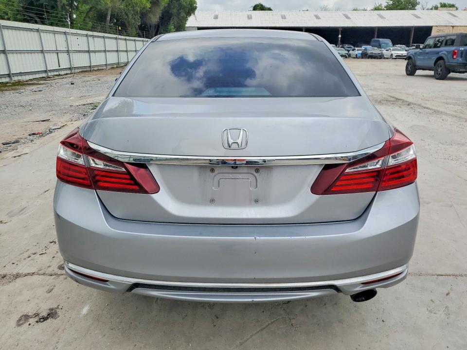 2017 Honda Accord მანქანა იყიდება აუქციონზე, vin: 1HGCR2F37HA267773, აუქციონის ნომერი: 58242476
