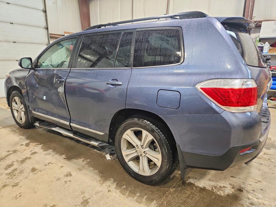 2012 Toyota Highlander მანქანა იყიდება აუქციონზე, vin: 5TDBK3EH3CS142427, აუქციონის ნომერი: 54634406