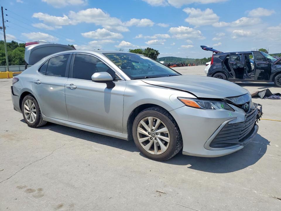 2022 Toyota Camry მანქანა იყიდება აუქციონზე, vin: 4T1C11AK7NU688476, აუქციონის ნომერი: 58438226