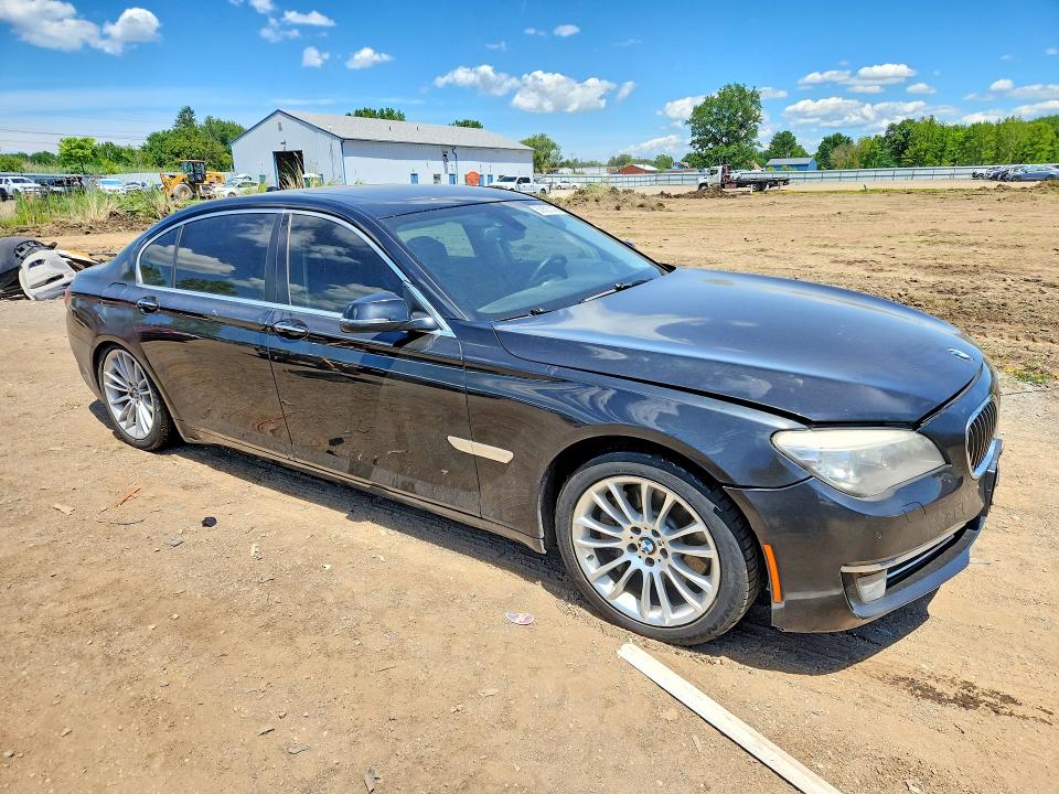 58823146 :رقم المزاد ، WBAYF8C52DD140067 vin ، 2013 Bmw 750 مزاد بيع