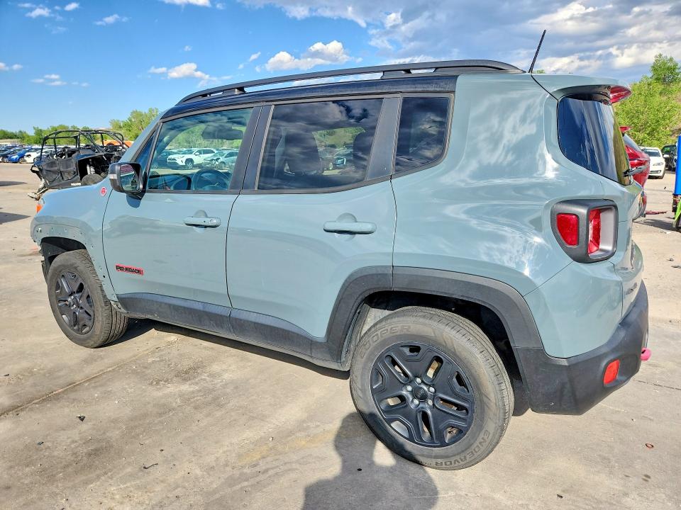 2018 Jeep Renegade მანქანა იყიდება აუქციონზე, vin: ZACCJBCB6JPH77698, აუქციონის ნომერი: 56115446
