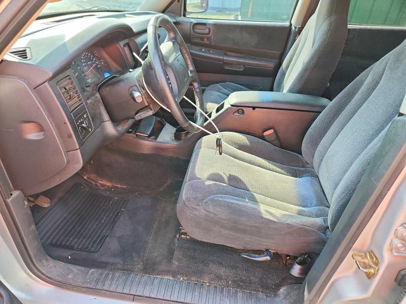 58684606 :رقم المزاد ، 1D7HL48NX4S579337 vin ، 2004 Dodge Dakota مزاد بيع