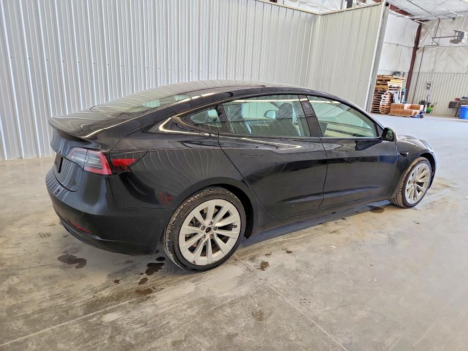 2022 Tesla Model 3 მანქანა იყიდება აუქციონზე, vin: 5YJ3E1EA8NF288400, აუქციონის ნომერი: 58684046