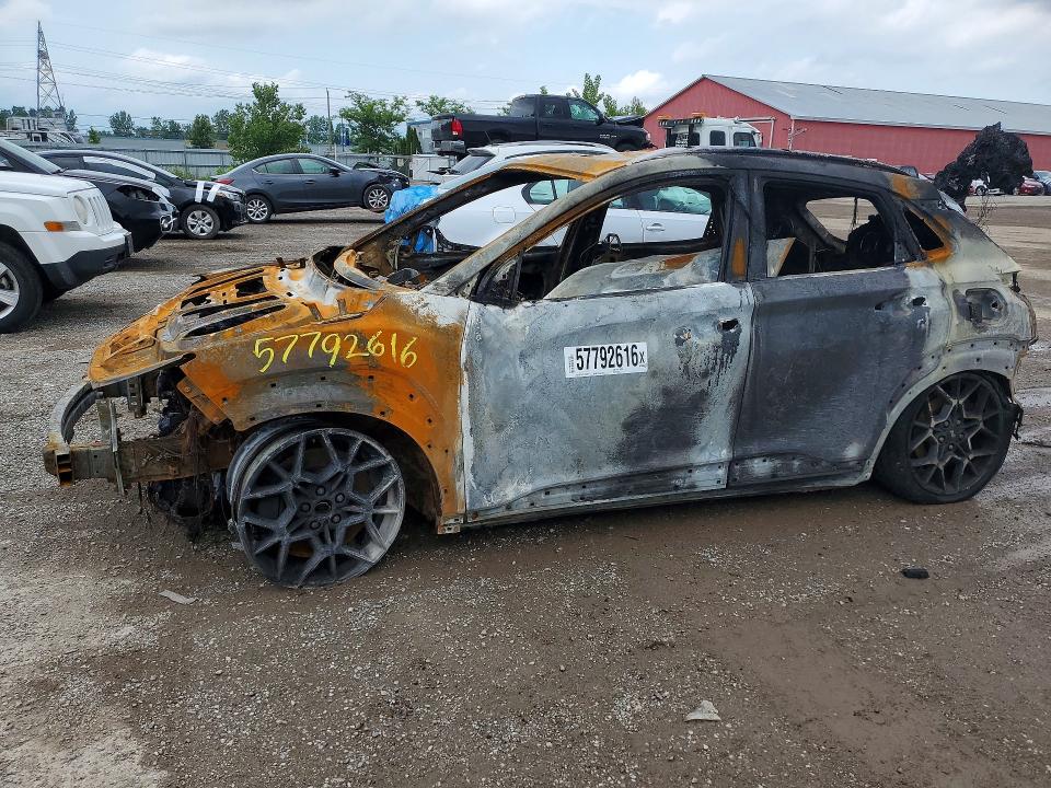57792616 :رقم المزاد ، KM8KH3AC7PU011832 vin ، 2023 Hyundai Kona N مزاد بيع