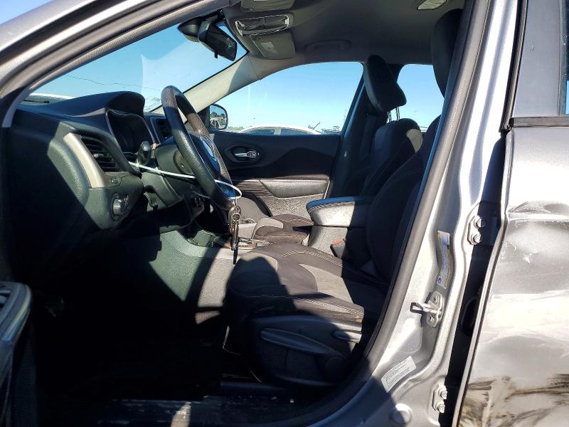 56828136 :رقم المزاد ، 1C4PJLAB2FW532840 vin ، 2015 Jeep Cherokee مزاد بيع