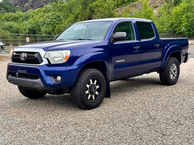 2015 Toyota Tacoma მანქანა იყიდება აუქციონზე, vin: 3TMLU4EN6FM200996, აუქციონის ნომერი: 57740376