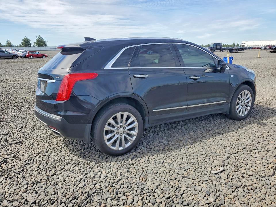 57437016 :رقم المزاد ، 1GYKNFRS7HZ226474 vin ، 2017 Cadillac Xt5 مزاد بيع