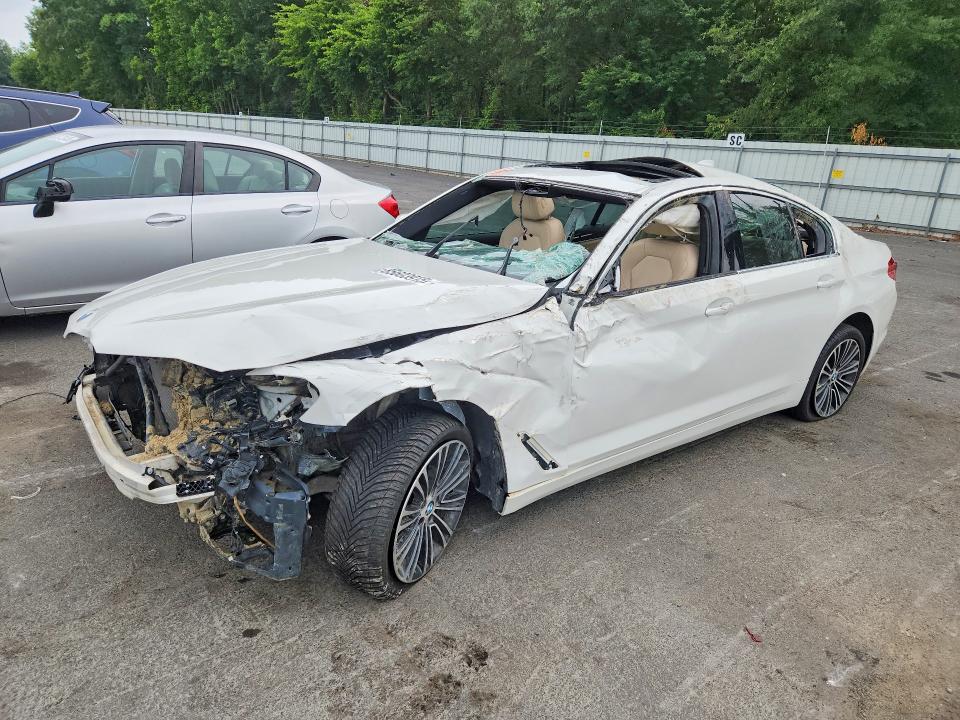 85603915 :رقم المزاد ، WBAJA7C58KWC77576 vin ، 2019 Bmw 530 مزاد بيع