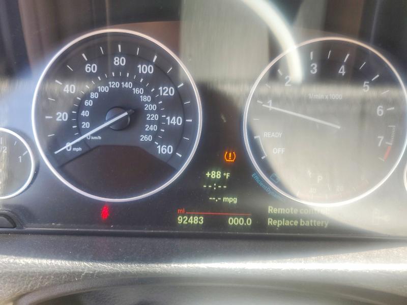 56651466 :رقم المزاد ، WBA3B1C5XEK133832 vin ، 2014 Bmw 320 مزاد بيع