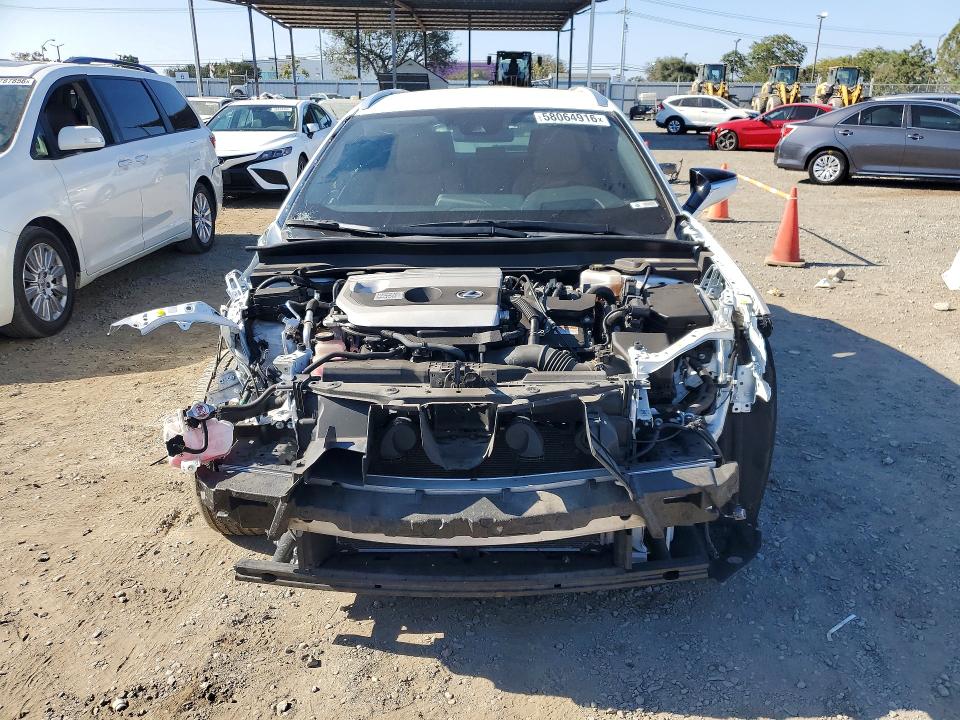 58064916 :رقم المزاد ، JTHX9JBH2M2040389 vin ، 2021 Lexus Ux مزاد بيع