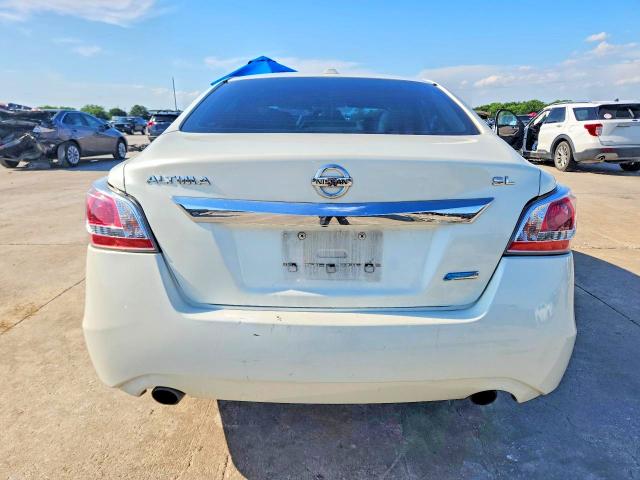 2014 Nissan Altima მანქანა იყიდება აუქციონზე, vin: 1N4AL3AP6EN249086, აუქციონის ნომერი: 55340556