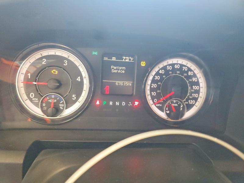 57238996 :رقم المزاد ، 3C6UR5JL3JG224798 vin ، 2018 Ram 2500 مزاد بيع