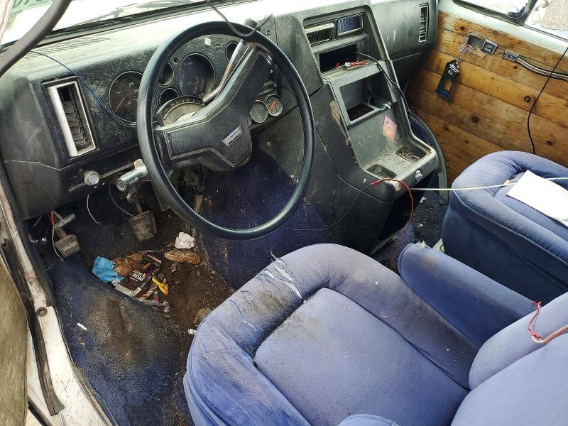 1984 Chevrolet G20 მანქანა იყიდება აუქციონზე, vin: 1GBEG25H8E7118831, აუქციონის ნომერი: 55994316