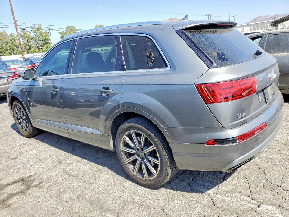 Aukcja sprzedaży 2017 Audi Q7, vin: WA1VAAF76HD007837, numer aukcji: 55817426