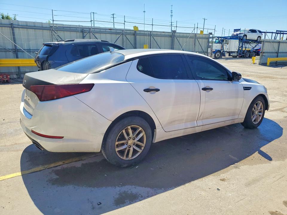 2012 Kia Optima მანქანა იყიდება აუქციონზე, vin: KNAGM4A71C5273510, აუქციონის ნომერი: 55770136