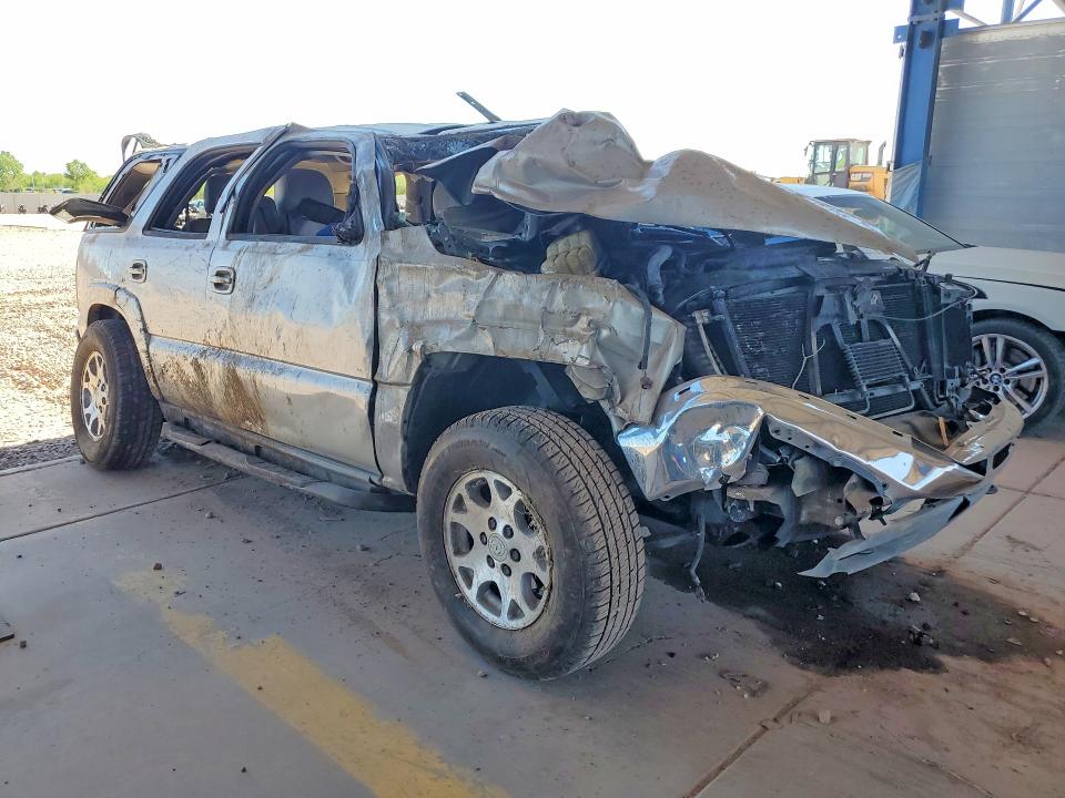 56286096 :رقم المزاد ، 1GNEK13ZX4R239421 vin ، 2004 Chevrolet Tahoe مزاد بيع