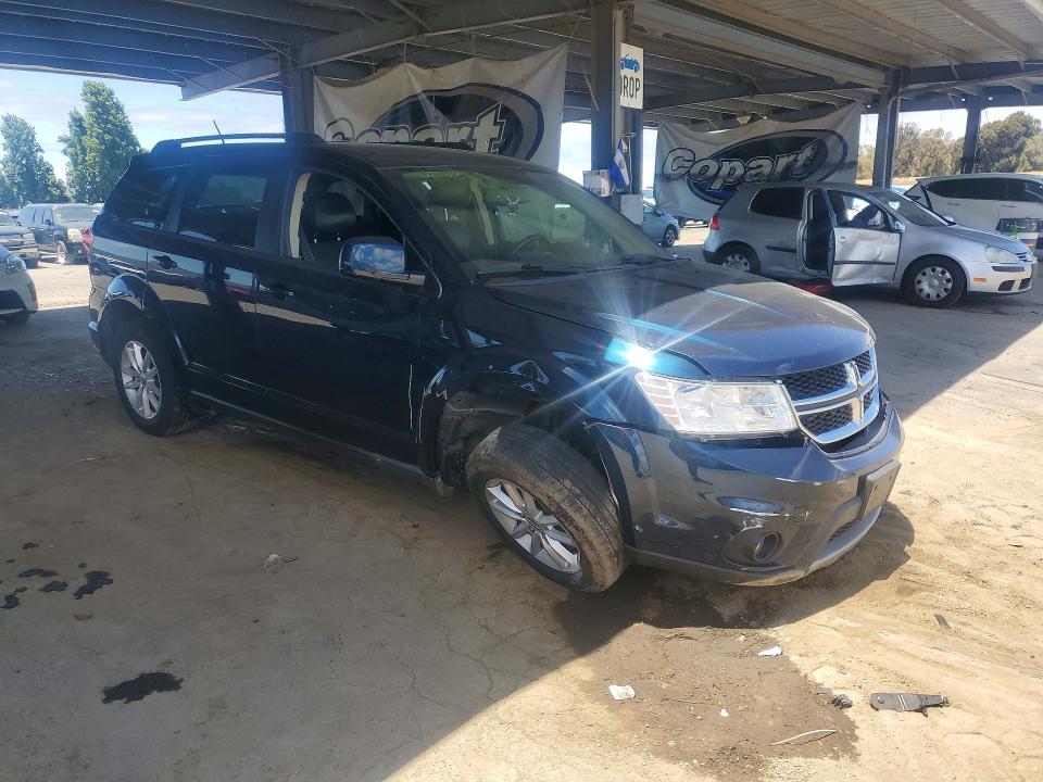 58077896 :رقم المزاد ، 3C4PDCBGXET105511 vin ، 2014 Dodge Journey مزاد بيع
