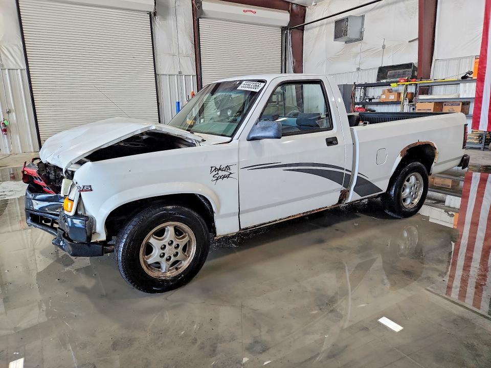 1995 Dodge Dakota მანქანა იყიდება აუქციონზე, vin: 1B7FL26X5SW949805, აუქციონის ნომერი: 55563366