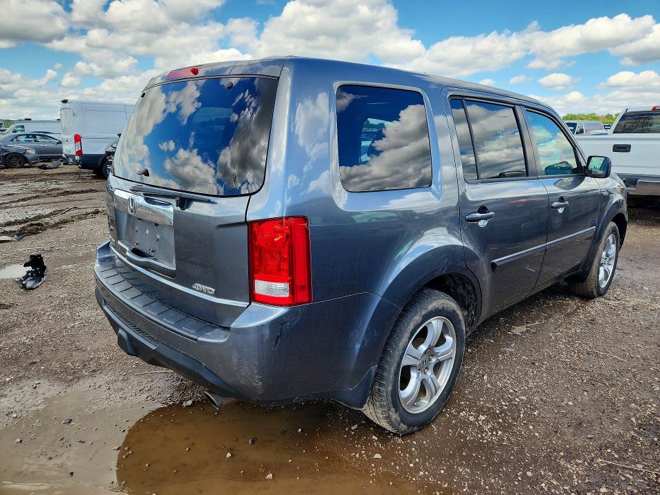 57925296 :رقم المزاد ، 5FNYF4H66DB055349 vin ، 2013 Honda Pilot مزاد بيع