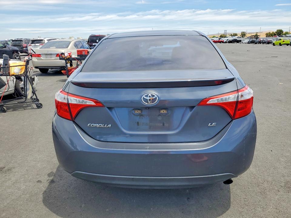 56358356 :رقم المزاد ، 5YFBURHE2FP208963 vin ، 2015 Toyota Corolla مزاد بيع