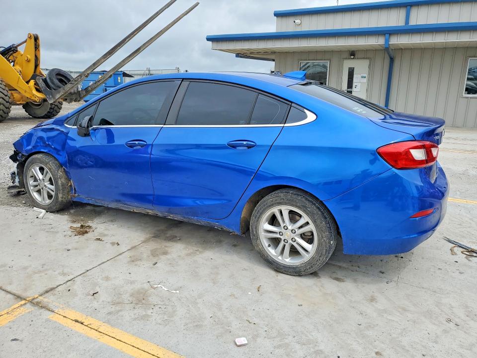 Продаж на аукціоні авто 2018 Chevrolet Cruze, vin: 1G1BE5SM2J7238716, номер лоту: 56973666
