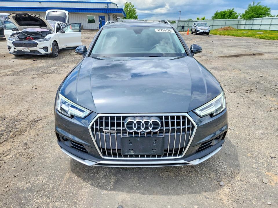 57739476 :رقم المزاد ، WA19NBF4XKA110219 vin ، 2019 Audi A4 Allroad مزاد بيع