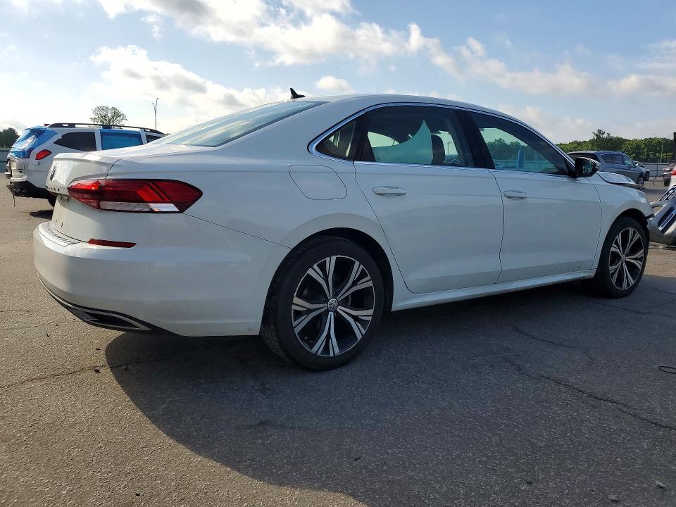 56848816 :رقم المزاد ، 1VWSA7A37MC001008 vin ، 2021 Volkswagen Passat مزاد بيع